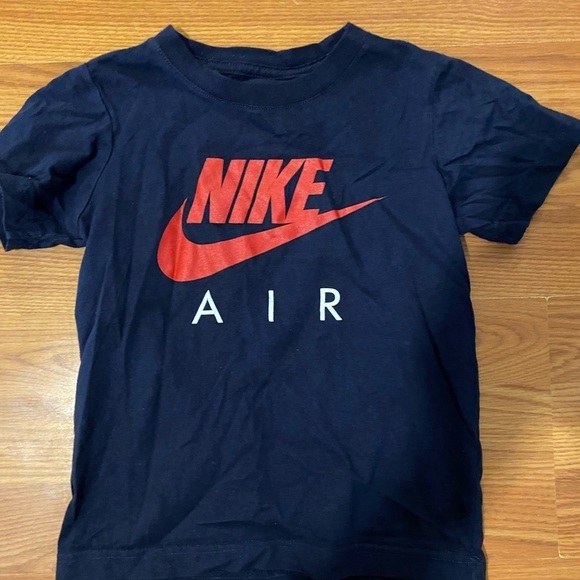 Nike Tee size 7 (GA) - Picture 1 of 8